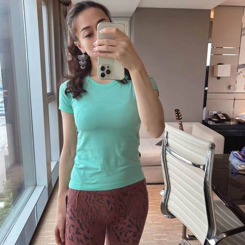 lululemon swiftly tech SS race 短款运动短袖  2.0面料 - 图1