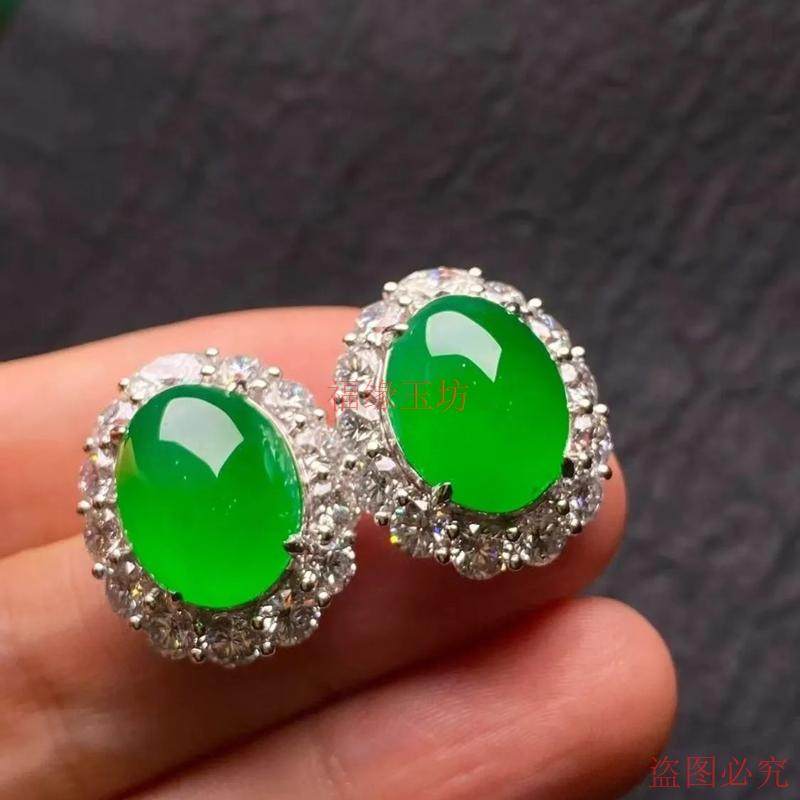 精品缅甸翡翠耳钉冰种满阳绿色玉石耳环925银镶嵌女款耳饰 - 图2