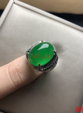 缅甸翡翠戒指吊坠冰种阳绿帝王