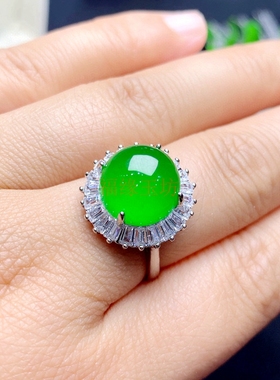 缅甸翡翠戒指满阳绿蛋面