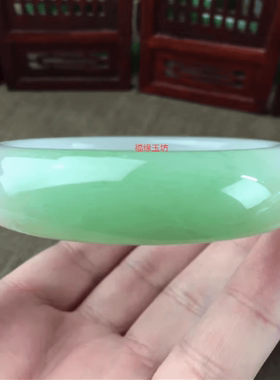 扁条和田玉手镯青海料女款