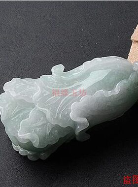 天然翡翠缅甸男士冰糯种玉坠