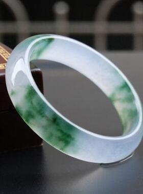 缅甸冰种飘花正圈通透翡翠手镯