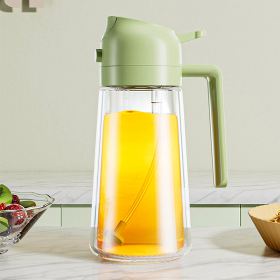 Glass spray bottle and oil can for filling and pouring oil