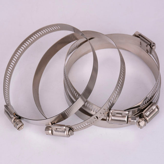 Stainless steel water pipe thickened specifications and complete fixing buckles