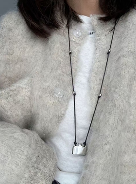 网红潮流香水瓶金属长款项链简约轻奢小众设计黑绳气质个性毛衣链