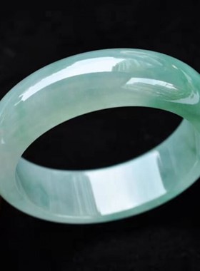 通透水润玉石飘花玉手镯子