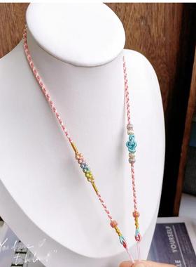 手工编织八股辫土黄色彩桃花项链