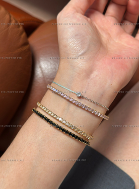 辣椒派推荐!不掉色巨闪弹力钻石手链女 高碳四爪满钻老钱风百搭