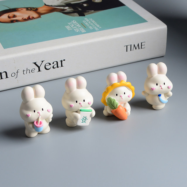 Resin desktop ornaments cute center console