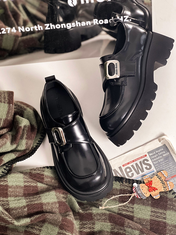 喵唔的天空金属扣通勤乐福鞋女气质厚底粗跟单鞋百搭休闲小皮鞋,淘宝优惠券,粉丝福利购,淘宝优惠卷