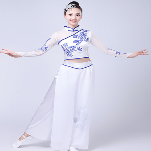 中国风青花瓷古典舞演出服女飘逸扇子舞伞舞蹈民族广场舞秧歌服装