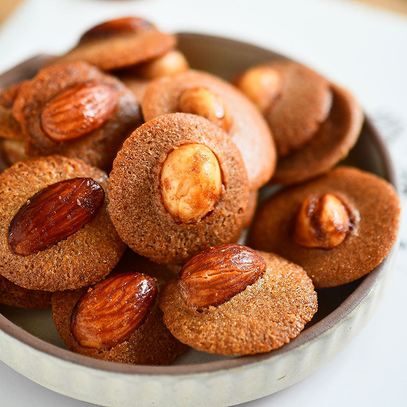 浓香嘎嘣脆 坚果小脆饼干 零食巴旦木夏威夷果薄脆饼干十年志,淘宝优惠券,粉丝福利购,淘宝优惠卷