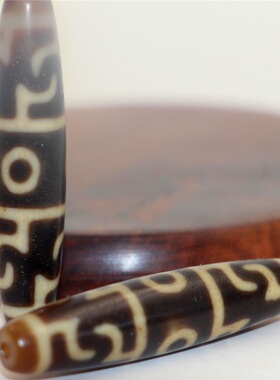 西藏天然玛瑙师法风化珠项玉髓