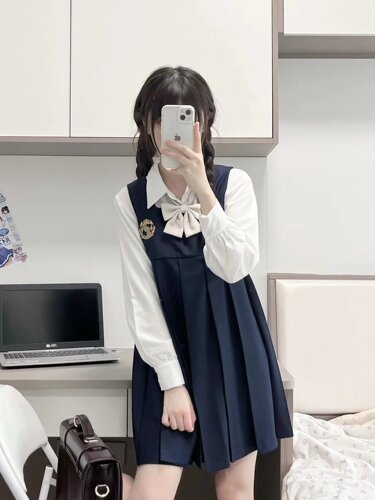 神仙club 原创刺绣2024正版日系学院风连衣裙JK制服卡奶裙连衣裙 - 图1