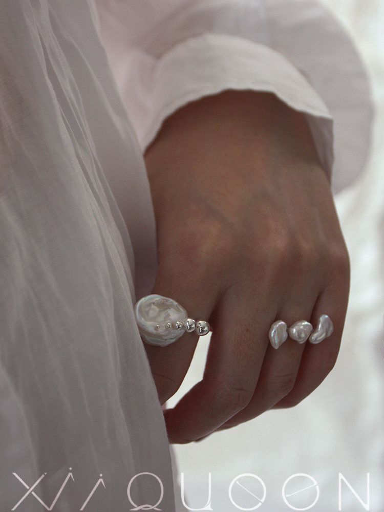 Niche original exaggerated large pearl sterling silver ring
