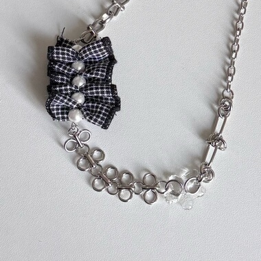日韩系ins风花朵黑白格纹花边串珠打结拼接项链小众y2k复古甜酷