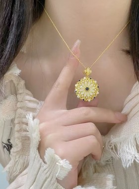 2025新款精工翎舞吊坠女新款花丝镶嵌宝石项链礼物