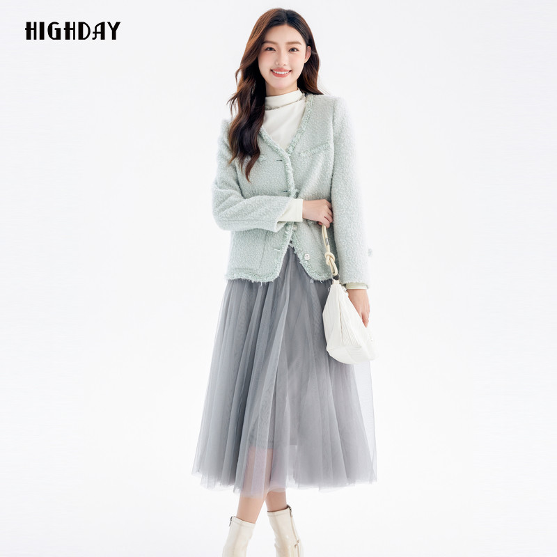 highday轩日2024冬季商场同款女装新款棉服V领小香风优雅长袖外套