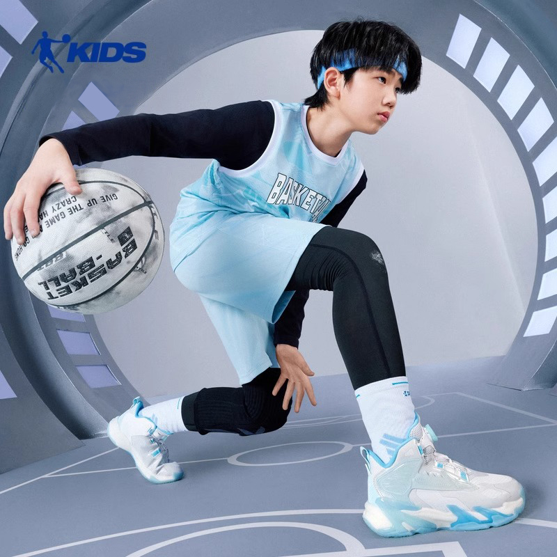 乔丹儿童篮球鞋男童2025春季皮面防滑缓震旋钮扣夜光版童鞋运动鞋