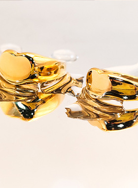 eManco欧美ins风网红同款爱心戒指18K镀金不锈钢戒指女士钛钢指环