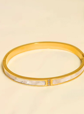 eManco新款钛钢金色手镯女轻奢