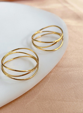 法式三层极细线条交织小众设计钛钢镀18k金戒指指环中指食指百搭