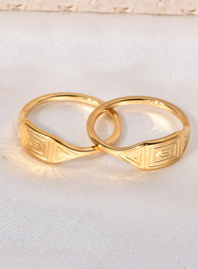 欧美时尚个性小巧长城纹钛钢镀18K金戒指指环百搭中指食指女2025