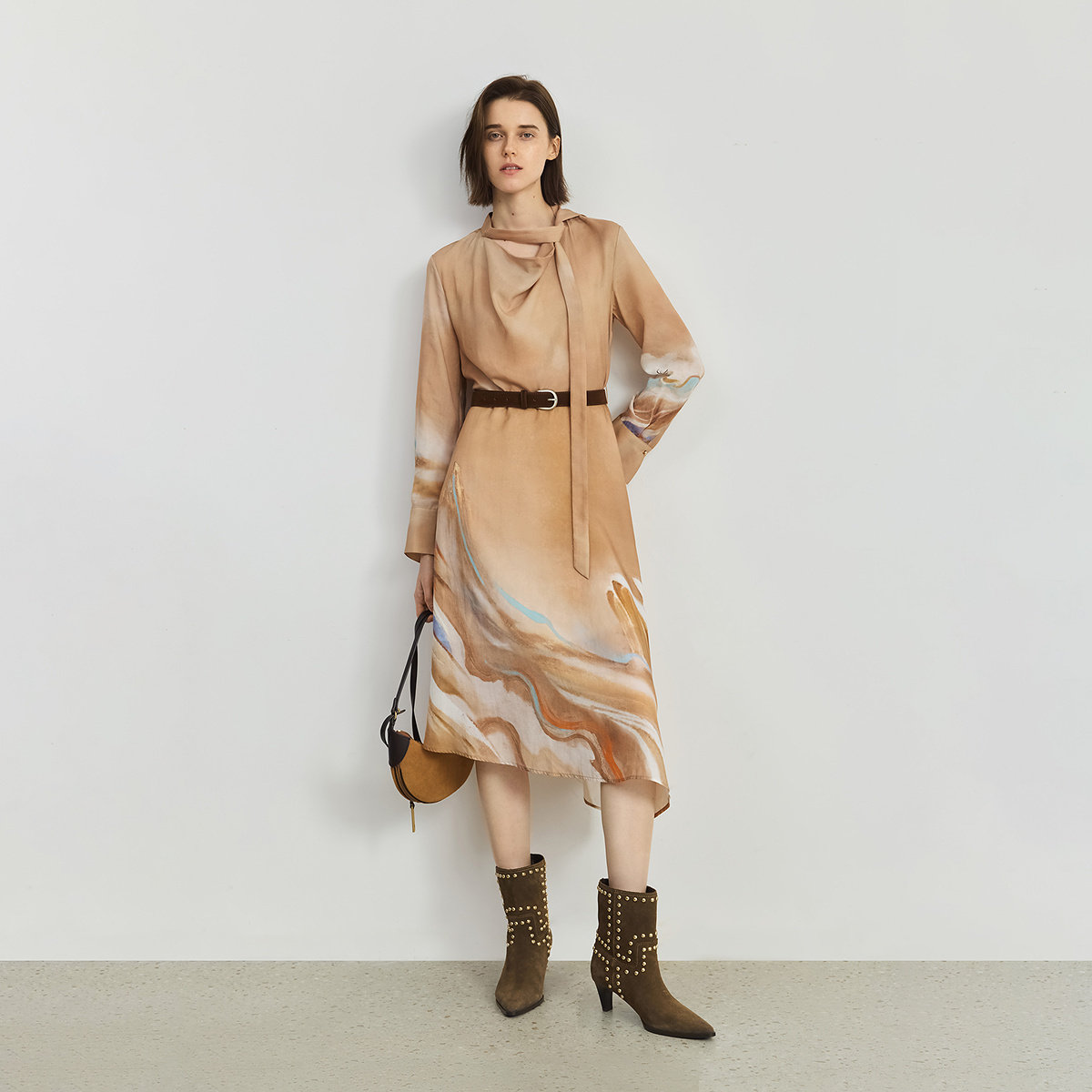 敦煌系列LILY2025新款莱赛尔亚麻荡领飘带复古印花收腰连衣裙女,淘宝优惠券,粉丝福利购,淘宝优惠卷