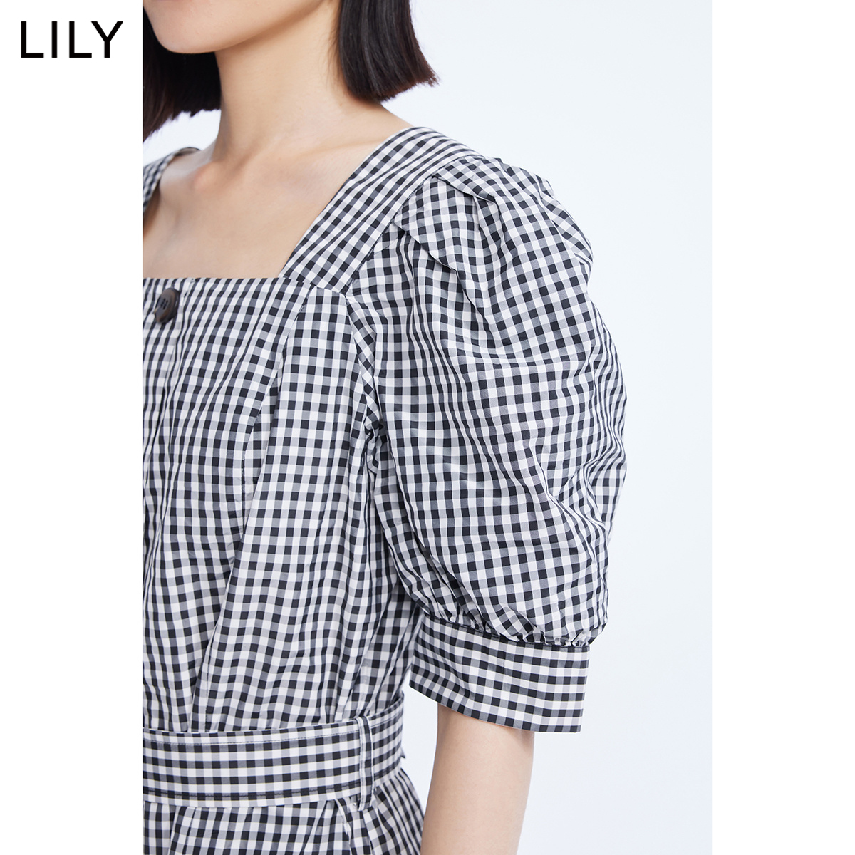 【商场同款】LILY2022秋新款女装复古格纹法式方领高腰短袖连衣裙 - 图2