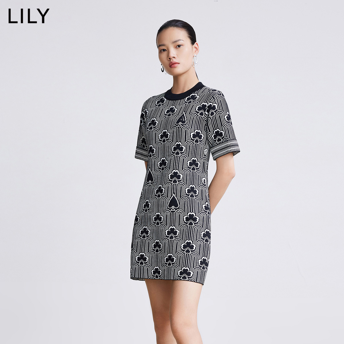 【商场同款】LILY2022春新款女装时尚四叶草提花修身针织式连衣裙 - 图0