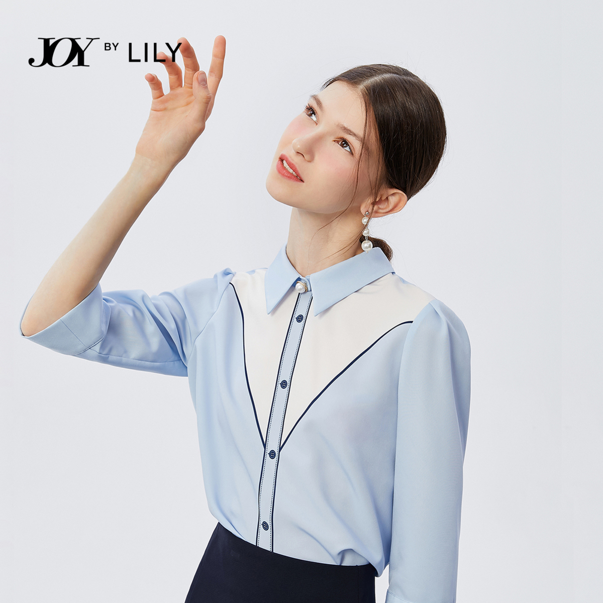 lily官方旗舰店LILY秋季新款女装气质印花通勤宽松中袖蓝色套头雪纺衬衫0