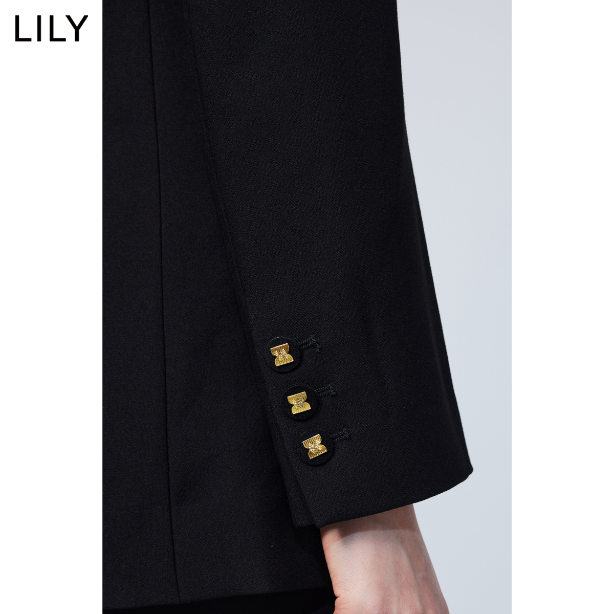 LILY2024春新款女装商务通勤时尚复古一粒扣修身休闲黑色西装外套 - 图1