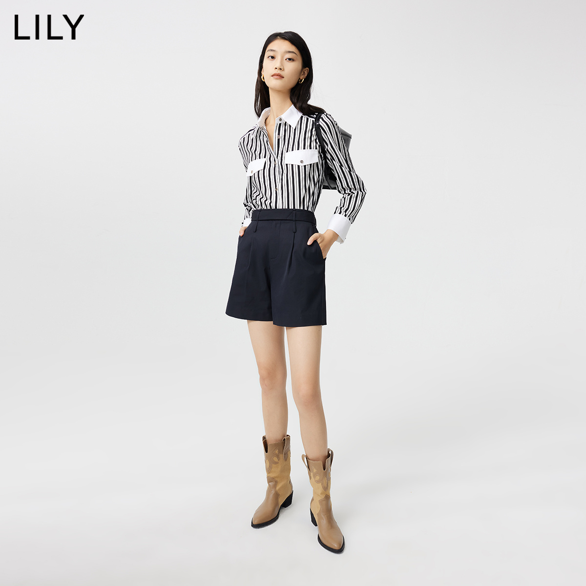 【商场同款】LILY2022秋新款女装通勤款显瘦高腰A字时尚休闲短裤 - 图1