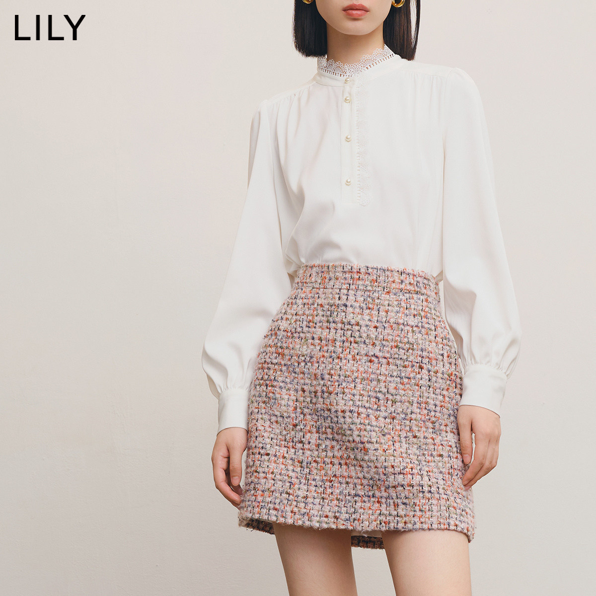 lily2022冬新款别致温柔宽松雪纺衫 LILY蕾丝衫/雪纺衫