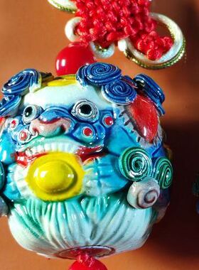 新年红陶瓷貔貅车挂吉祥摆件