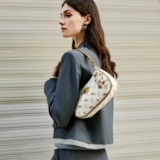 [Та же модель в Shen Yue] Nu Новая сумка для подмышки Pegasus 2025 Новая рабочая рука