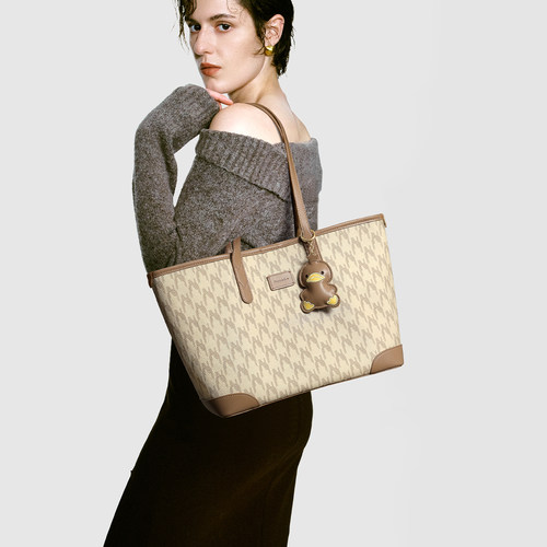 【沈月同款】纽芝兰黑色鸭子托特包2025大容量学生上课通勤单肩包 - 图1