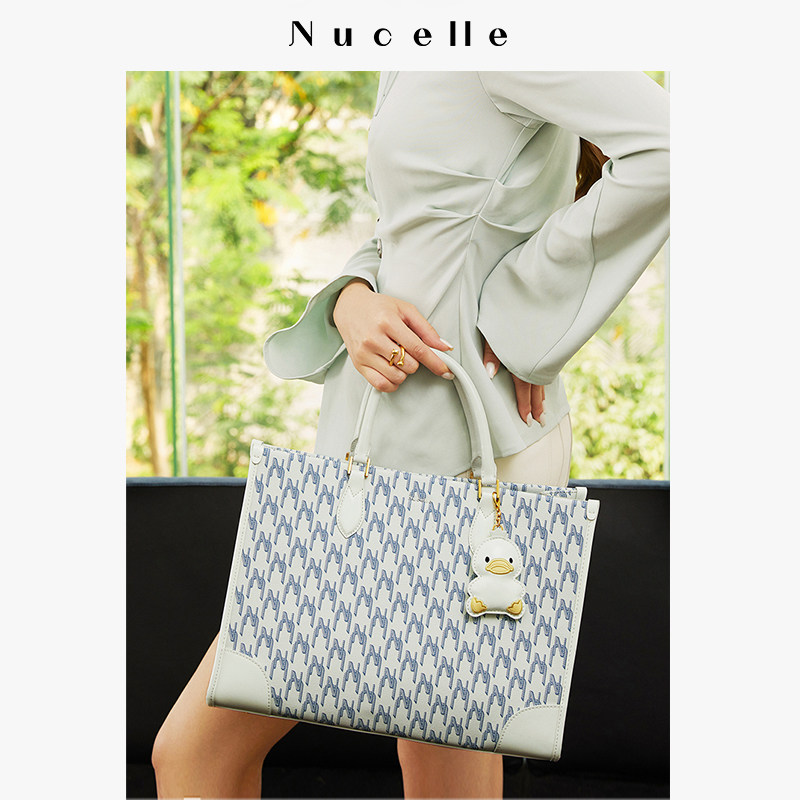  纽芝兰箱包托特包