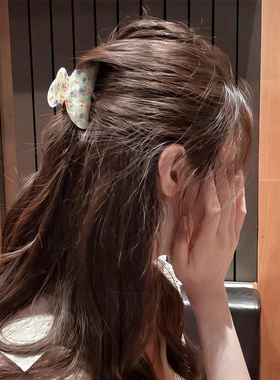 昭和少女~韩系氛围感小碎花抓夹醋酸材质后脑勺半扎盘发鲨鱼夹子