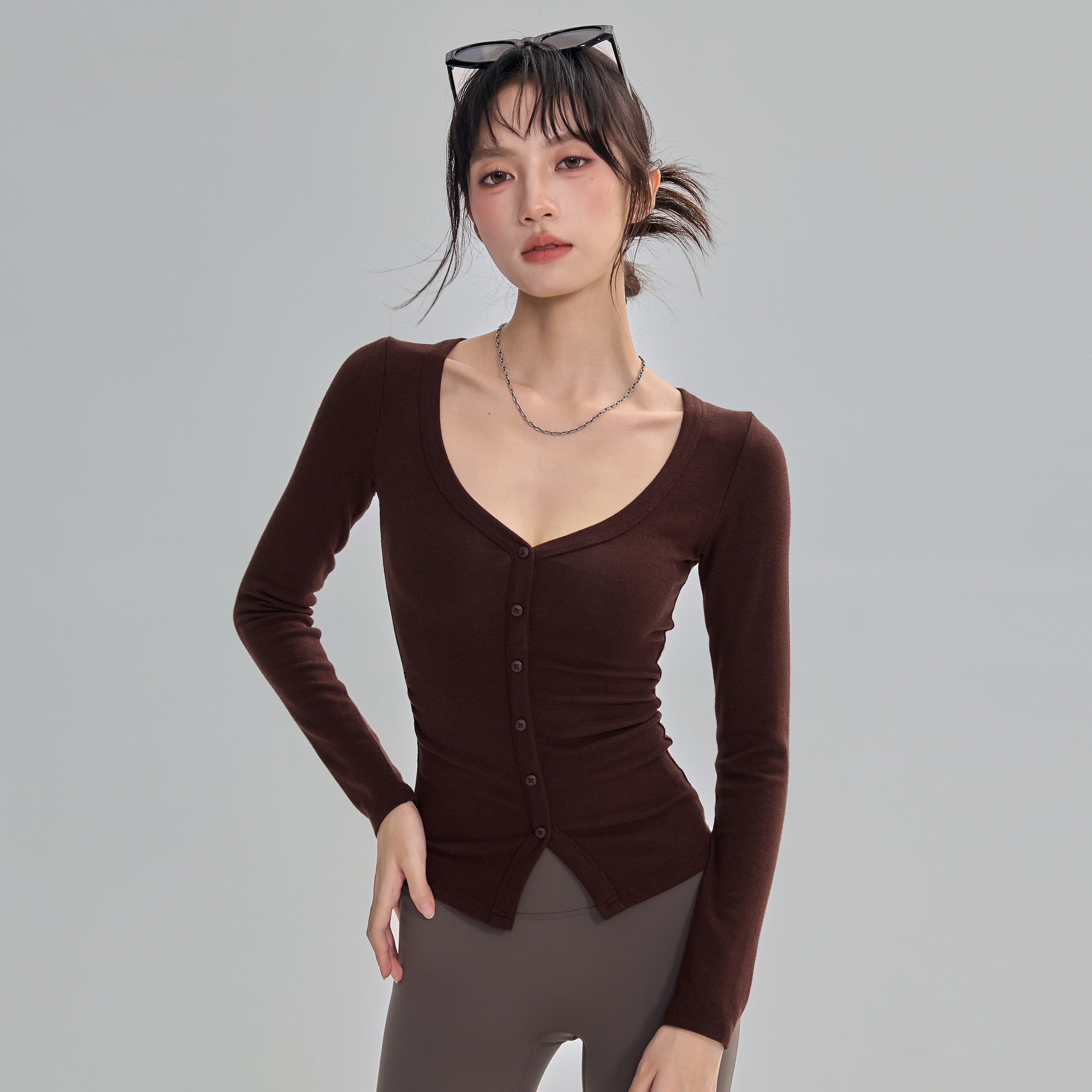 云端贝壳性感V领瑜伽服长袖女修身显瘦运动上衣普拉提跑步健身服,淘宝优惠券,粉丝福利购,淘宝优惠卷