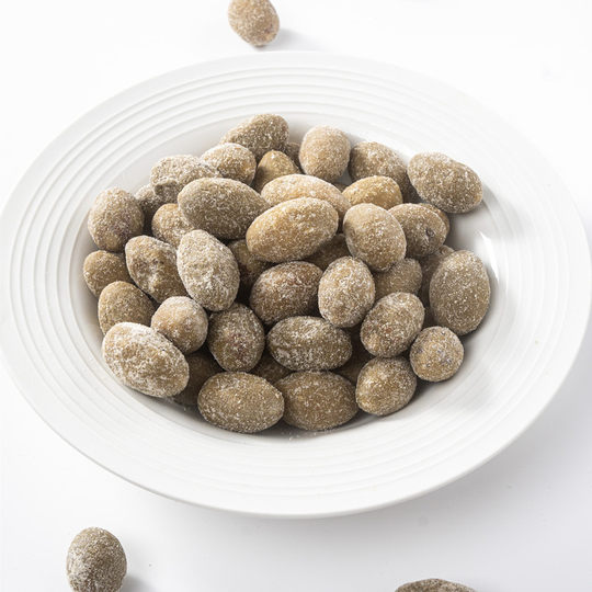 Fujian specialty salty olive stew soaked in tea and salted