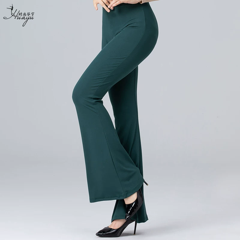 Modern flared trousers for training, new collection