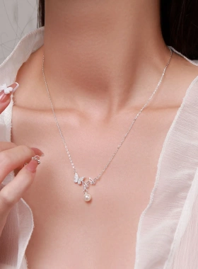 S999纯银翩然蝴蝶珍珠项链