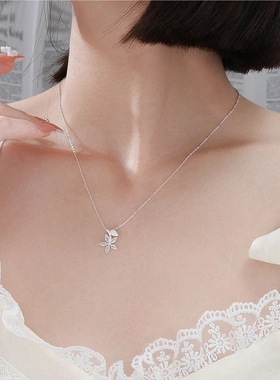 S999纯银镶钻枫叶项链