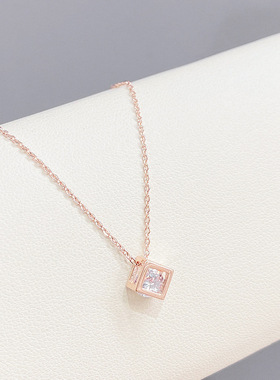 魔方小立方体锆石项链日韩新款流行网红同款百搭锁骨链项饰女