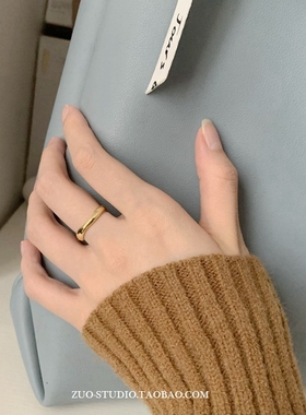 女钛钢小众轻奢18K金波浪纹戒指