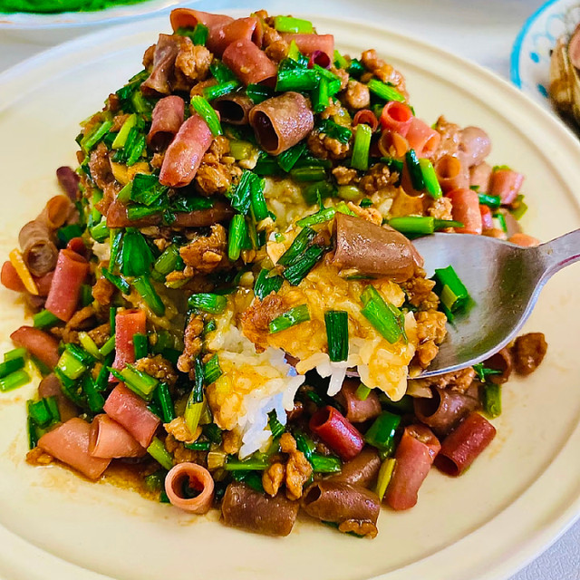 Fresh sea sausage, fresh quick-frozen sea sausage and rice for commercial use