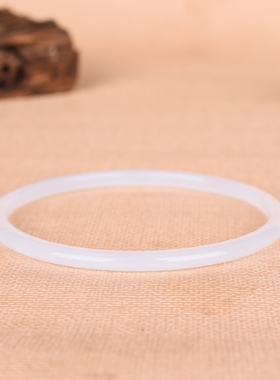 细条手镯玉髓黑白紫红绿女玉镯子