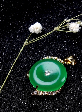翡翠平安扣满绿色珠宝女士吊坠